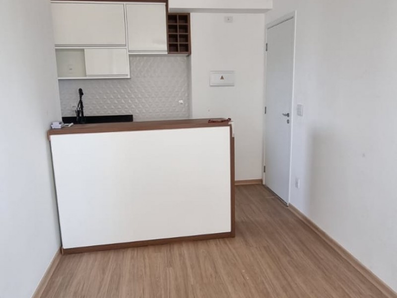 Apartamento com 3 quartos à venda, 53 m² com vaga de garagem.