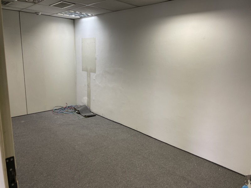 Conjunto  comercial  na Vila Olímpia com 208 metros 4 banheiros 4 vagas de garagem fixa .